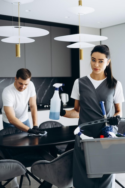 Professional logistics and warehouse cleaning services